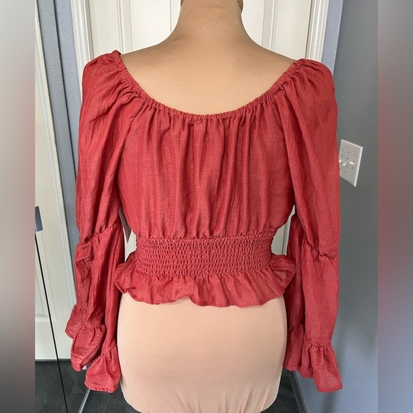 Hint of Blush Crop Peasant Flare Ruffle Sleeve Boho Top - Picture 4 of 8